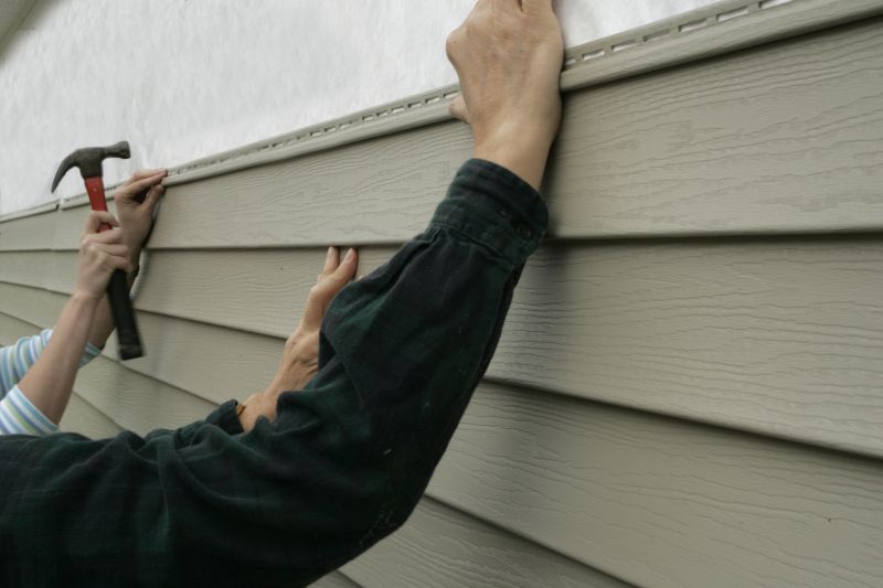 Seasonal Siding Solutions